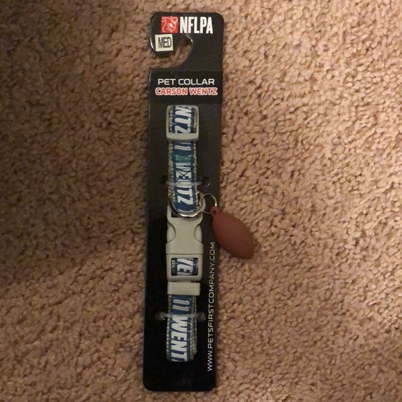Carson Wentz #11 NFLPA Eagles- Dog Collar - Picture 2 of 3